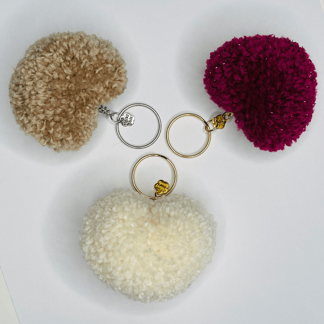 Ours Brun - Porte-clé pompon coeur - L