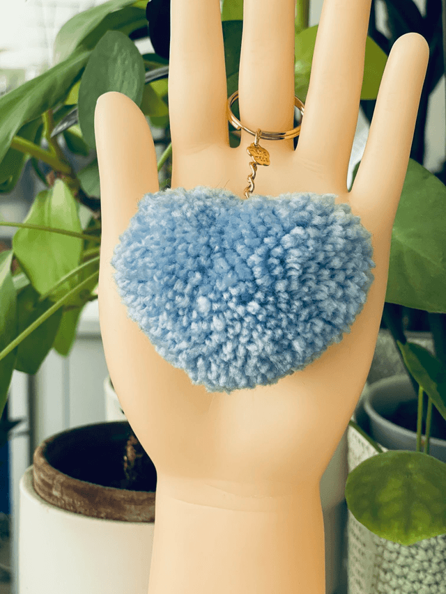 Dreamy Blue - Porte-clé pompon coeur - L 